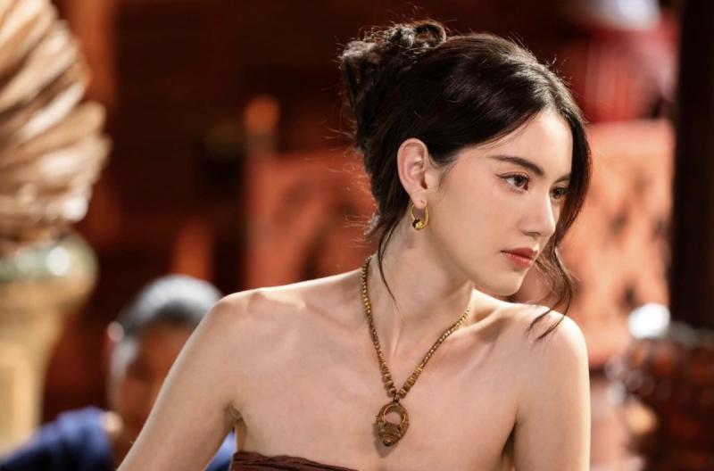 “Ma nữ đẹp nhất Thái Lan” Mai Davika trẻ mãi nhờ 1 kiểu ăn uống gói gọn trong 4 từ- Ảnh 1.