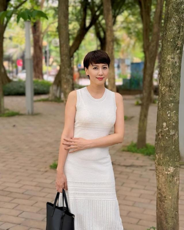 Mẹ vợ Đoàn Văn Hậu U50 cỡ này khiến hội gái trẻ rần rần xin vía: Có "thuốc chống già" cực tốt cho nội tiết, collagen căng tràn từ bên trong nhiều sao Việt cũng mê dùng- Ảnh 8.