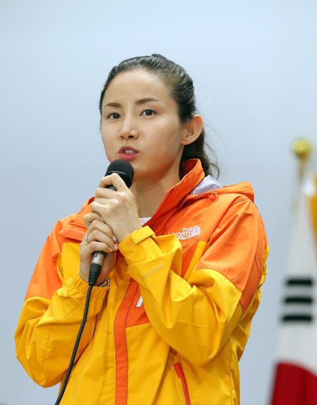 Nữ kiếm thủ xinh như idol bị “lừa tình - lừa tiền”, danh tính thật của vị hôn phu khiến ai nấy sốc nặng- Ảnh 4.