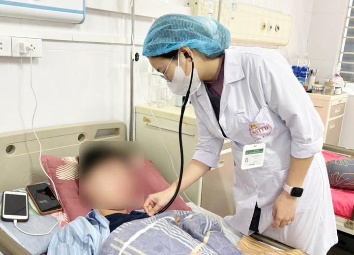 Nam sinh nguy kịch sau khi bị heo cắn- Ảnh 1.