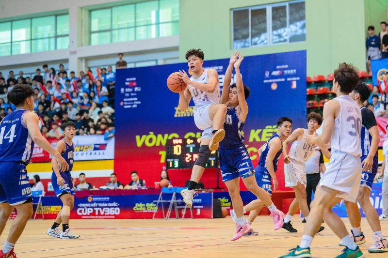 Đại học Giao thông Vận tải: "Người về nhì vĩ đại" tại giải Bóng rổ sinh viên toàn quốc - Cúp TV360- Ảnh 3.