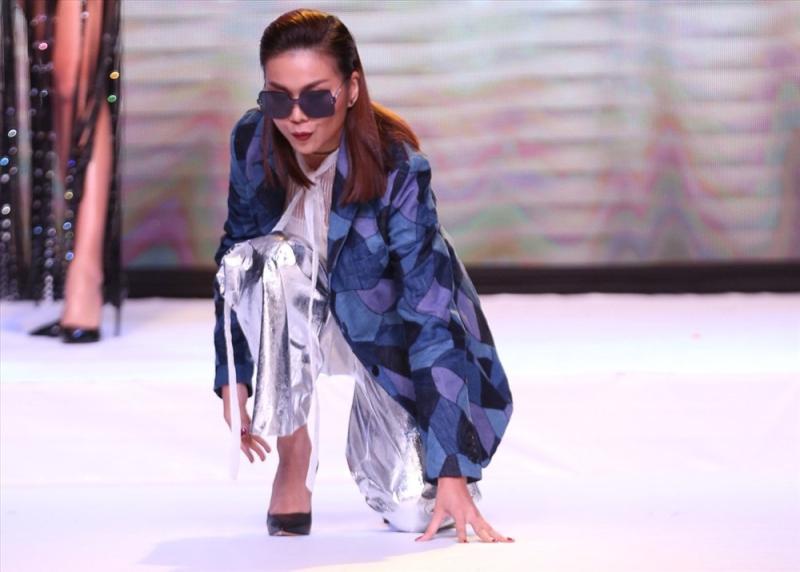 Minh Hằng thật sự ra MV “nhạc đen” rồi!- Ảnh 8.