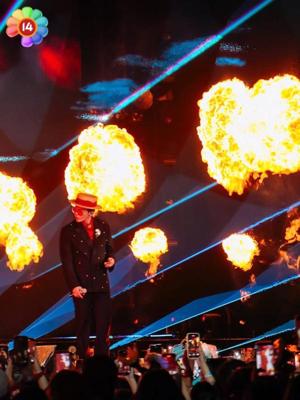 Sống đủ lâu để nhìn thấy khoảnh khắc G-DRAGON được 