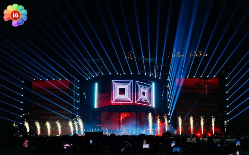 Những khoảnh khắc đẹp nhất của G-DRAGON tại Hà Nội: Visual "nét căng" càng ngắm càng luỵ!- Ảnh 22.