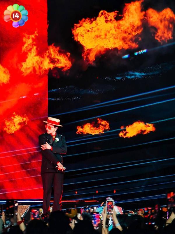 Sống đủ lâu để nhìn thấy khoảnh khắc G-DRAGON được 