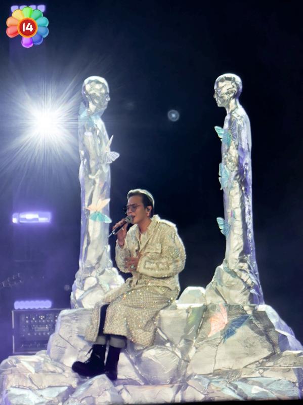 Những khoảnh khắc đẹp nhất của G-DRAGON tại Hà Nội: Visual "nét căng" càng ngắm càng luỵ!- Ảnh 7.