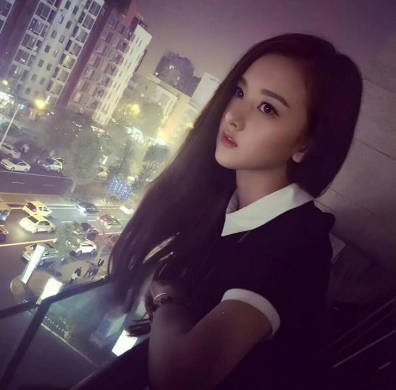 Ảnh cấp 3 đẹp như tiểu thư tài phiệt của Tống Tổ Nhi, Triệu Lộ Tư bị nhắc tên- Ảnh 12.