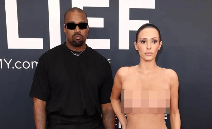Vợ Kanye West không thích mặc quần- Ảnh 14.