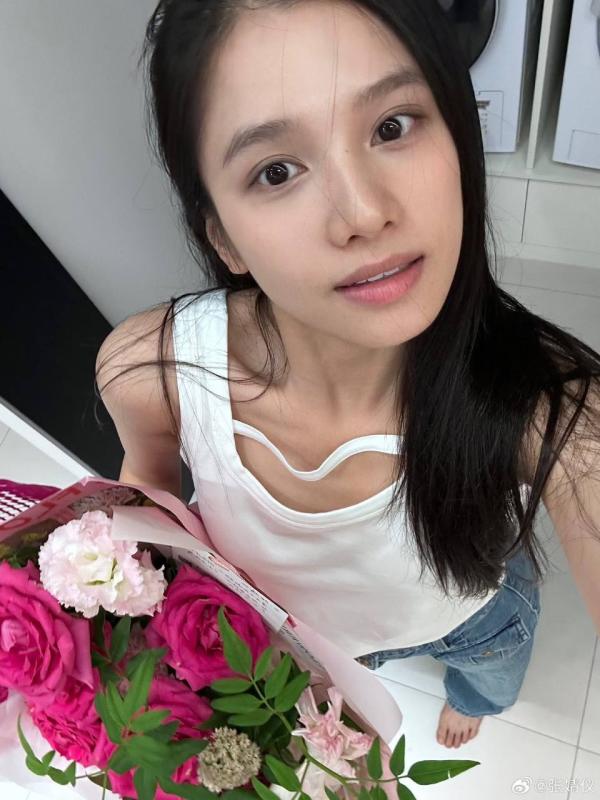 Xuất hiện nữ thần mặt mộc mới- Ảnh 1.