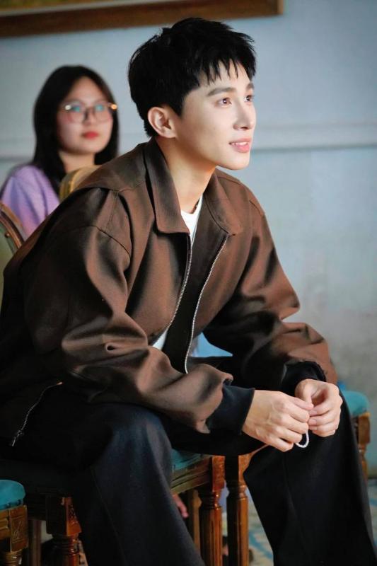 Vbiz mới có trai đẹp rất giống Kim Seon Ho, trừ chiều cao thì mọi thứ đều đỉnh!- Ảnh 18.