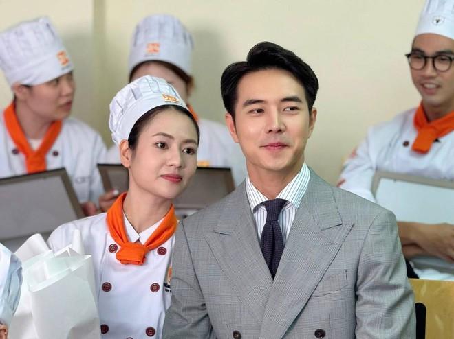 Nam thần phim giờ vàng bỏ tóc xoăn, từ 