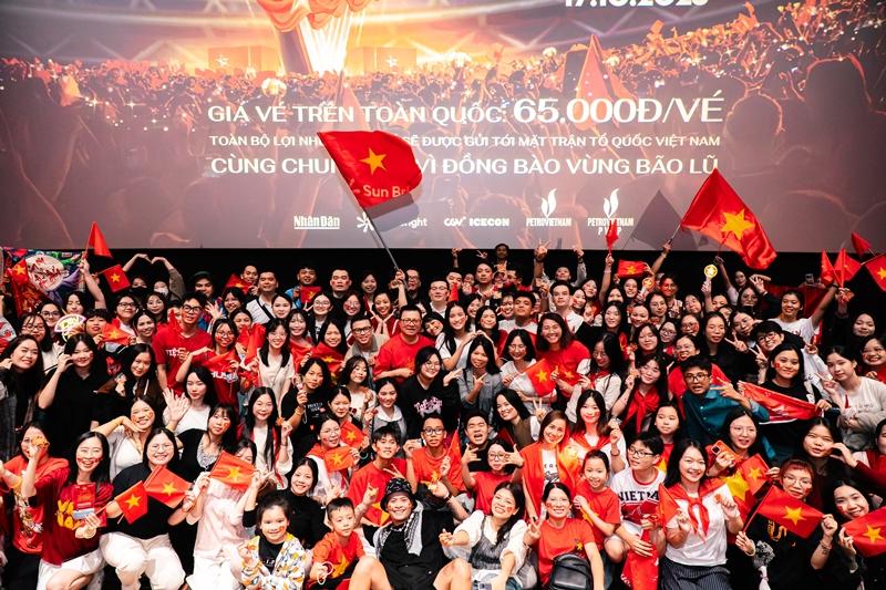Tổ Quốc Trong Tim: Zone rạp chiếu của lòng yêu nước - hiện tượng xã hội chưa từng có tại Việt Nam- Ảnh 3.