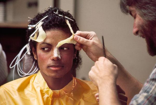 Michael Jackson - nghệ sĩ đầu tiên có 10 bản hit lọt top 10 trong sáu thập kỷ- Ảnh 2.