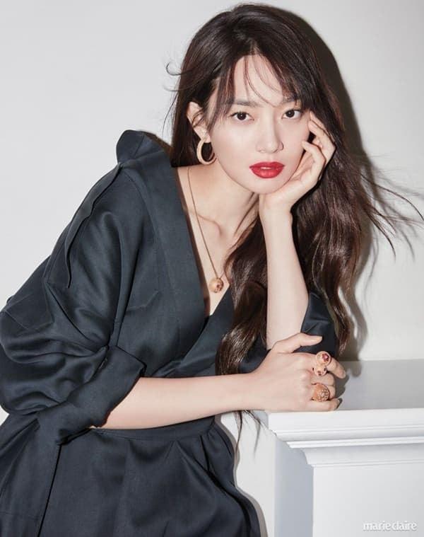 Vị hôn thê của Kim Woo Bin hơn 5 tuổi nhìn chẳng lệch gì, so ảnh cách đây 15 năm còn không già đi: Hóa ra có thuốc bổ nội tiết tự nhiên dùng đều từ rất lâu- Ảnh 7.