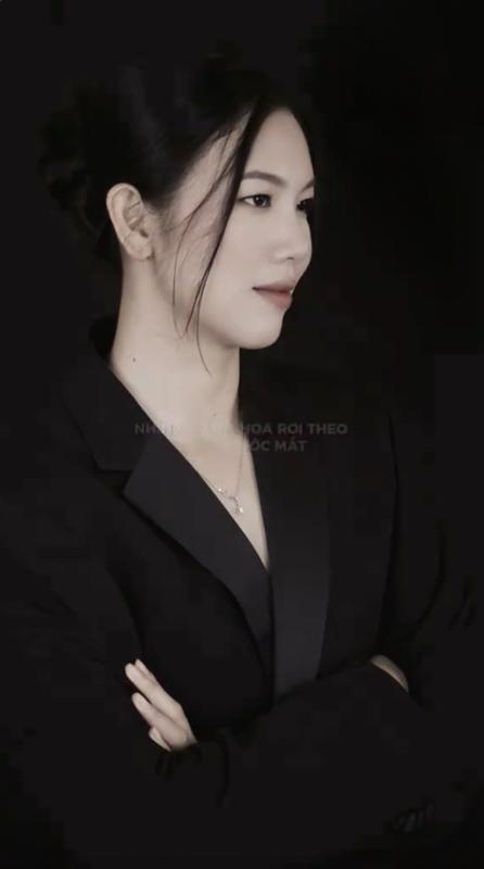 Ánh Viên dùng nhan sắc 
