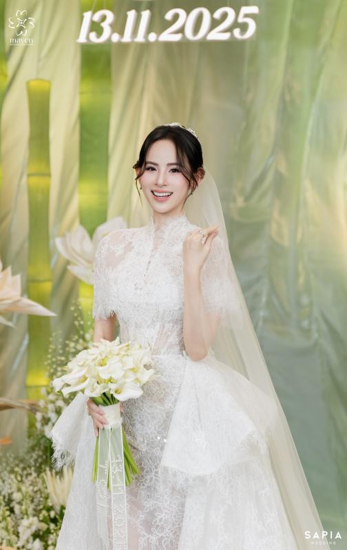 Đám cưới Hương Liên tại Hà Nội: Chú rể thiếu gia cuối cùng đã lộ rõ mặt, cặp đôi thực hiện nghi thức lạ!- Ảnh 9.