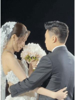 Đám cưới Hoa hậu Đỗ Hà - Viết Vương tại Hà Nội: Cô dâu khóc nức nở, dàn nàng hậu "quậy" tưng bừng!- Ảnh 14.