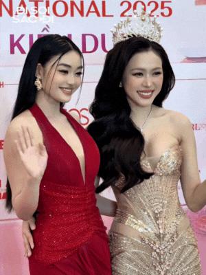 Lê Hoàng Phương lộ diện hậu "ồn ào" tình cảm với tình cũ Thiều Bảo Trâm, 1 nàng hậu khóc khi nhắc đến bà Phạm Kim Dung- Ảnh 5.