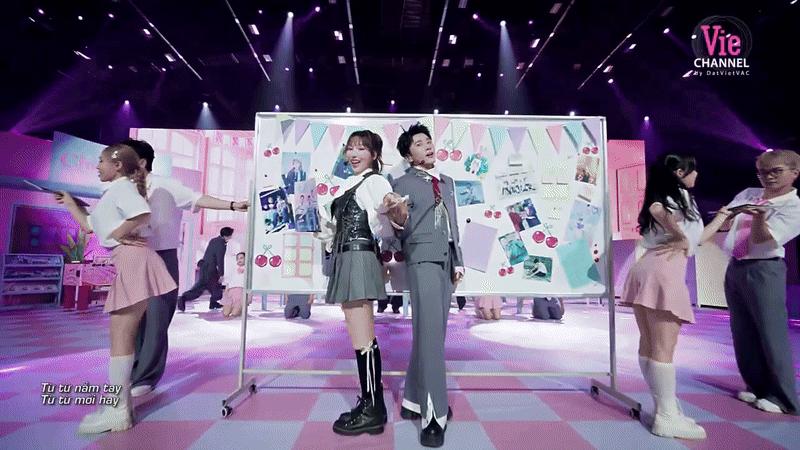Hot nhất Live Stage 3 Anh Trai Say Hi: Tổ hợp 196 tuổi toàn đỉnh lưu Vpop nhưng hát nhạc meo meo kiểu Kpop- Ảnh 5.