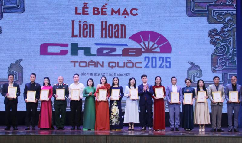 NSND Tự Long giành huy chương Vàng- Ảnh 3.