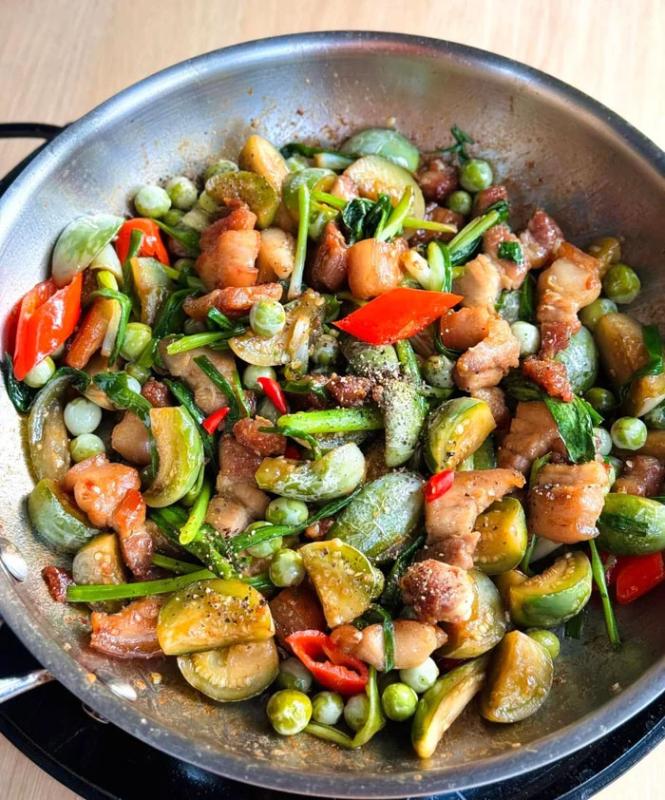 Loại quả mọc dại có vị đắng đặc trưng nay thành đặc sản, đặc biệt ngon khi nấu cùng thịt ba chỉ- Ảnh 6.