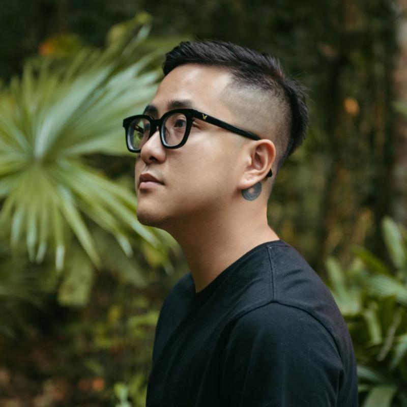 Đạo diễn Vbiz cầu hôn bạn gái ở Hàn, Hoà Minzy - Tóc Tiên cùng dàn sao chúc mừng- Ảnh 10.