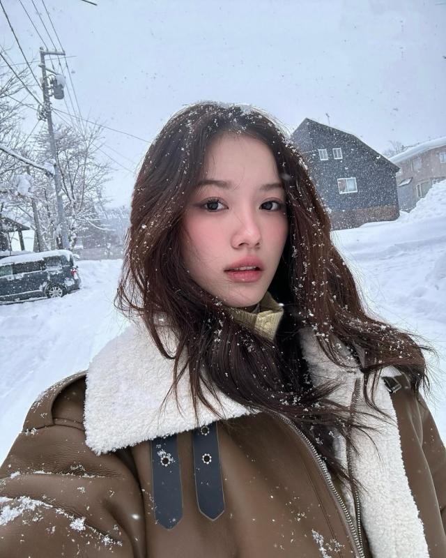 Bạn gái tin đồn của Song Luân: Visual 