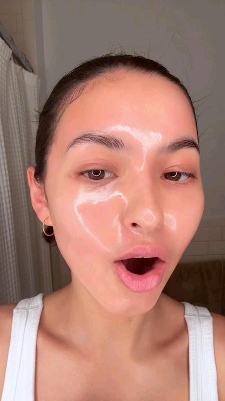 12 sản phẩm làm đẹp viral nhất MXH 2025: Không thử thì thôi, thử rồi là dính- Ảnh 2.