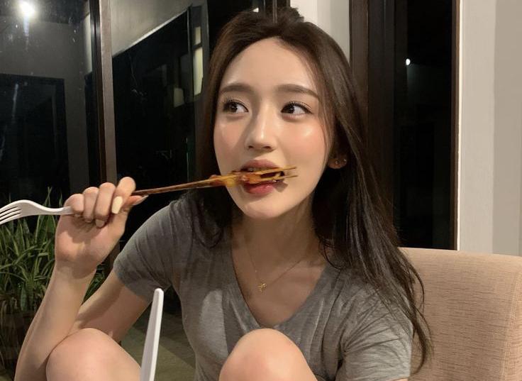 6 kiểu người dễ bị ung thư buồng trứng "tấn công", ít ai ngờ QUÁ SẠCH SẼ cũng trong tầm ngắm- Ảnh 1.