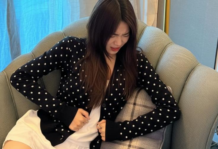 Thiếu nữ 19 tuổi phát hiện ung thư buồng trứng giai đoạn cuối nhờ 1 dấu hiệu 10 người thì 9 người tưởng… béo lên- Ảnh 3.