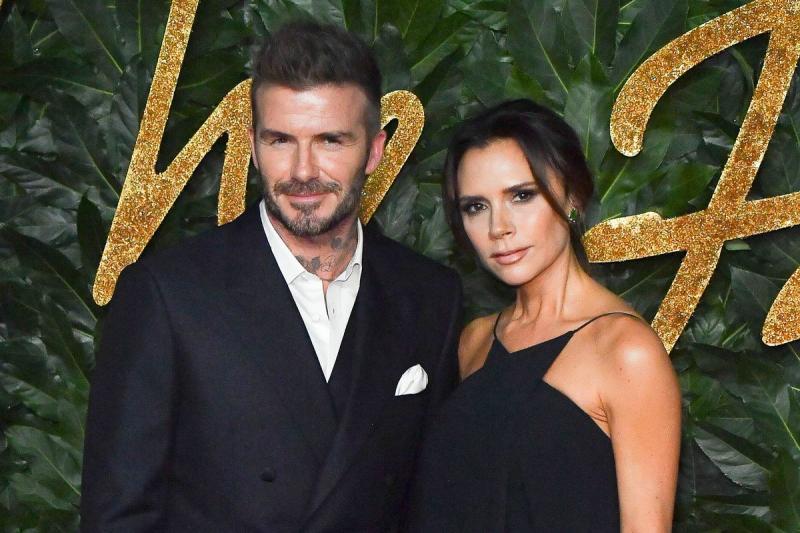 Gắt: Cậu ba nhà Beckham bảo vệ bố mẹ giữa lúc bị con cả 
