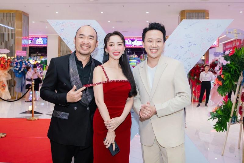 Đằng sau lời đồn 