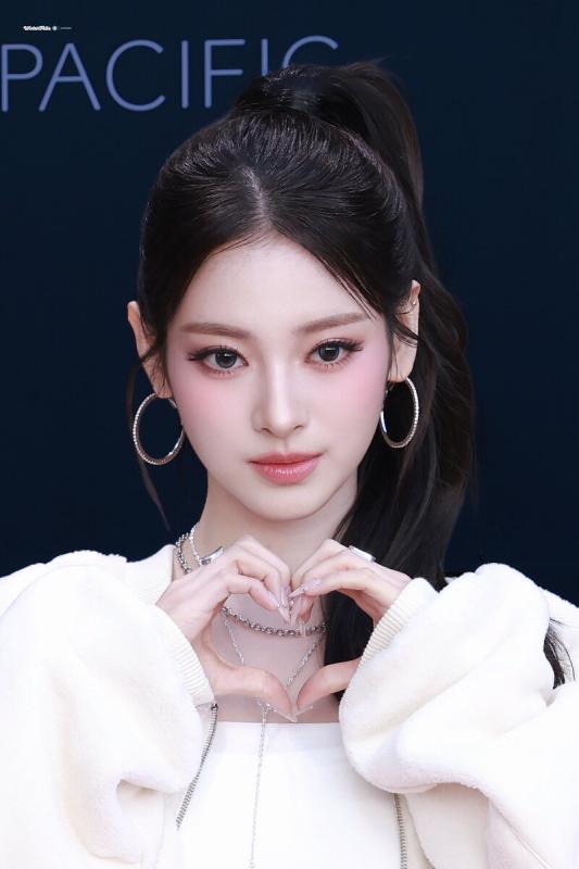Mỹ nhân visual hạng S bị bóc điểm yếu chí mạng, đẹp đến đâu cũng bằng thừa vì vấn đề này- Ảnh 2.
