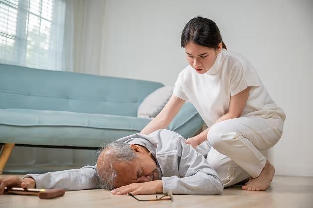 Đột quỵ gia tăng dịp cuối năm là do thời tiết lạnh? Bác sĩ chỉ ra những hiểu lầm nguy hiểm của đa số người Việt- Ảnh 3.