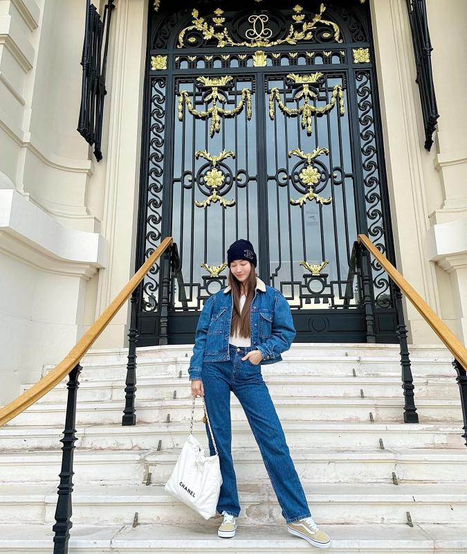 "Huyền thoại thời trang 8x" có 10 cách mặc quần jeans đơn giản, nhưng chạm đỉnh cao sang xịn mịn- Ảnh 7.