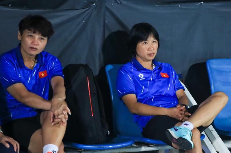 Thương lắm những đôi mắt đượm buồn của đội tuyển nữ Việt Nam!- Ảnh 9.