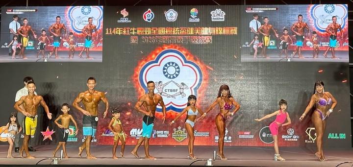 Cụ bà U80 'gây bão' khi diện bikini khoe cơ bắp tại cuộc thi thể hình- Ảnh 3.