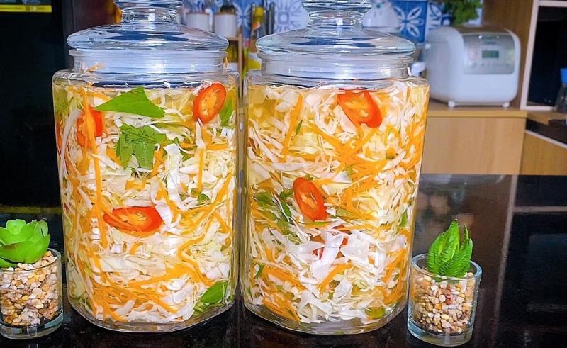 Chuyên gia tiết lộ 4 QUY TẮC VÀNG khi ăn dưa muối để ngon miệng, khỏe thân, ung thư không dám "bén mảng"- Ảnh 2.