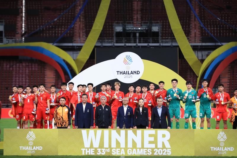Nữ tỷ phú Madam Pang thốt lên đúng 3 từ sau khi U22 Thái Lan thua cay đắng U22 Việt Nam- Ảnh 2.