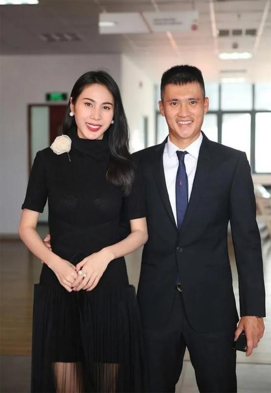 Bị hỏi thẳng 