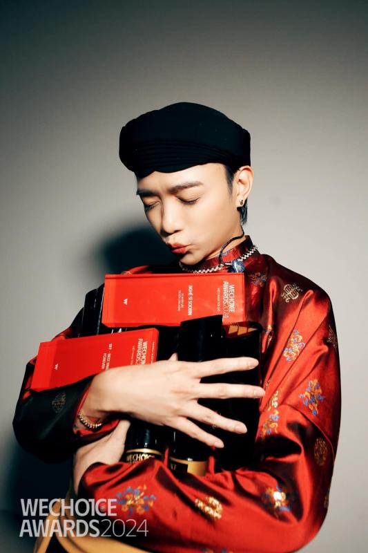 SOOBIN và KINGDOM vừa có cú ăn 3 cực đỉnh tại WeYoung 2025, trở thành đề cử duy nhất làm được điều này- Ảnh 2.