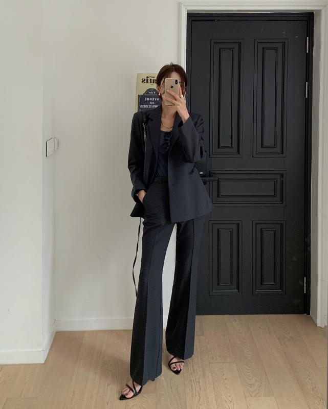 Áo blazer và quần âu: Công thức nhân đôi sự thanh lịch, mặc đi làm 5 ngày 1 tuần cũng không thấy chán- Ảnh 8.