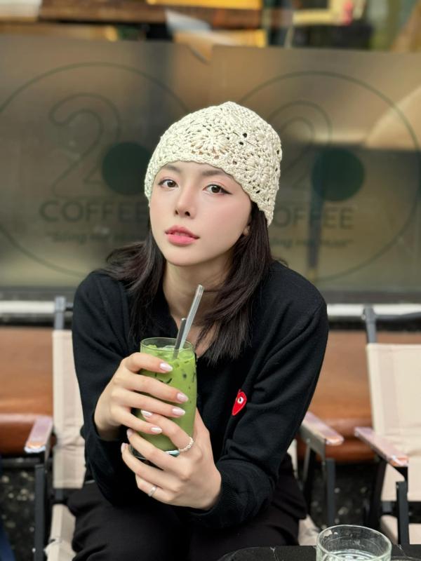 Xạ thủ Phí Thanh Thảo khác lạ sau loạt hint tình cảm với Lý Đức U22 Việt Nam, netizen nói thẳng: 