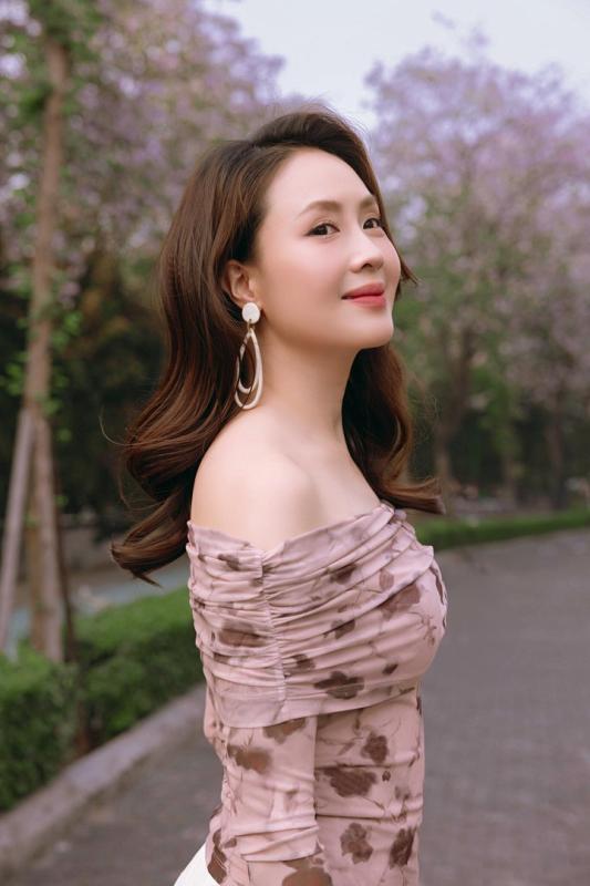 Đời thực kín tiếng của nữ viện phó viện kiểm sát phim giờ vàng VTV- Ảnh 3.