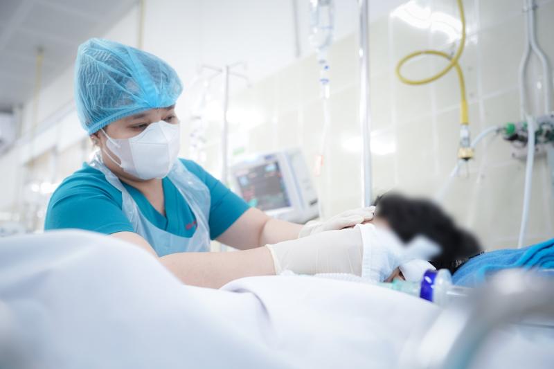 Nghiên cứu điều chỉnh lương khởi điểm cho bác sĩ- Ảnh 1.