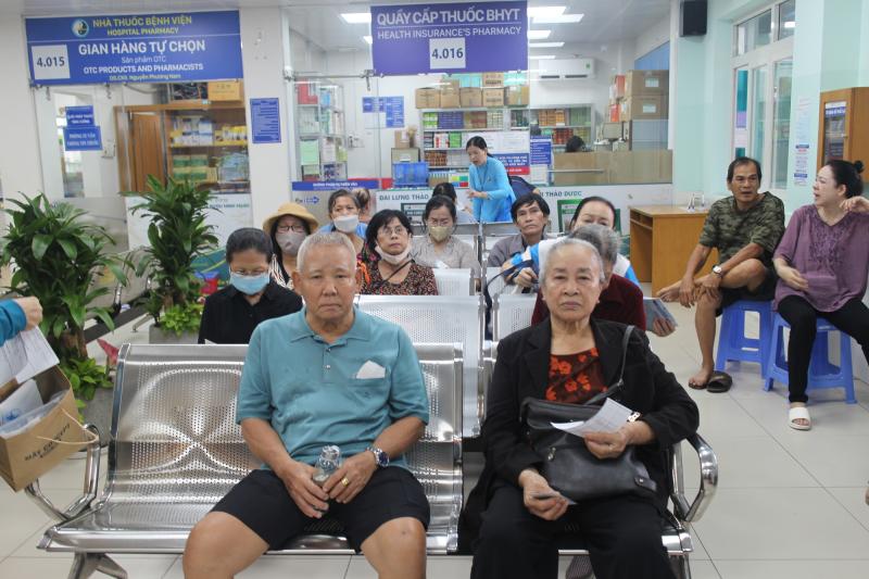 TPHCM: Thêm đối tượng được đề xuất hỗ trợ đóng BHYT- Ảnh 3.