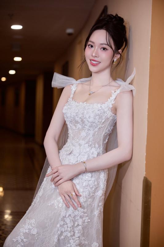 Chuyện lạ gì đang xảy ra với Á hậu Trịnh Thuỳ Linh?- Ảnh 7.