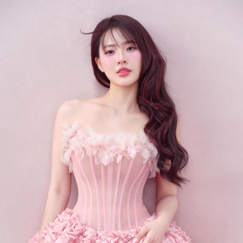Mỹ nhân Việt được khen đẹp hơn cả Lưu Diệc Phi và Baifern Pimchanok, chiếm hết may mắn trên đời nhưng vẫn thiếu 1 điều- Ảnh 2.