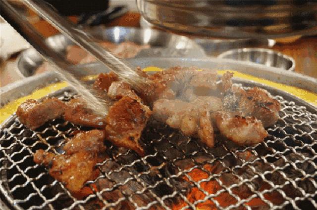 Ngày càng có nhiều người chết vì ung thư? Bác sĩ nhắc: Thà ăn cơm không còn hơn ham ăn 3 loại thịt này- Ảnh 2.