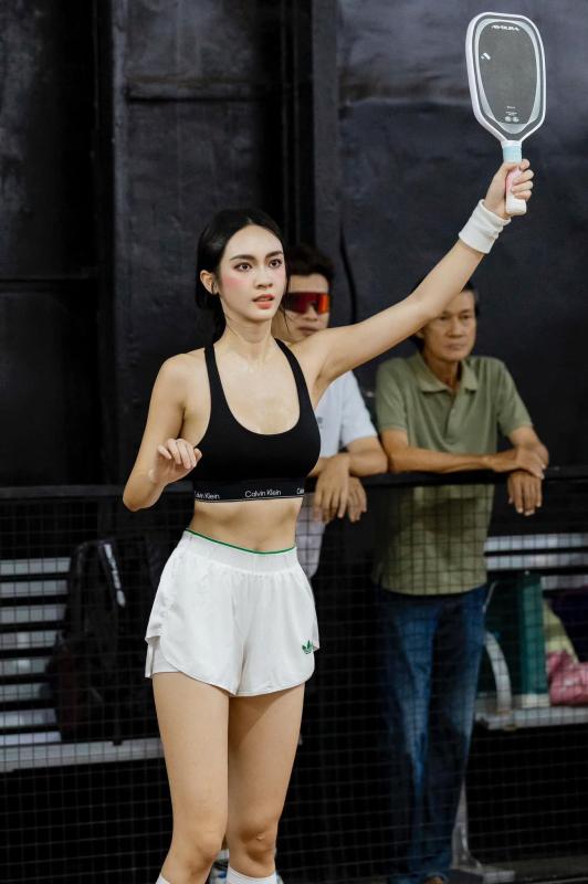 Vũ Thúy Quỳnh gợi cảm tuổi 27: Chỉ chỉnh nhẹ một chút trên mặt mà nhan sắc thăng hạng đến hoàn hảo, nhiều người lầm tưởng là thẩm mỹ- Ảnh 7.